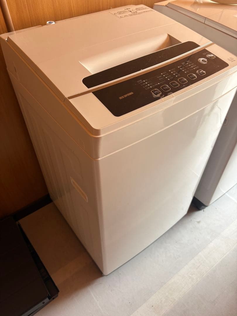 アイリスオーヤマ　容量6Kg 縦型洗濯機 IAW-T602E 送料込み