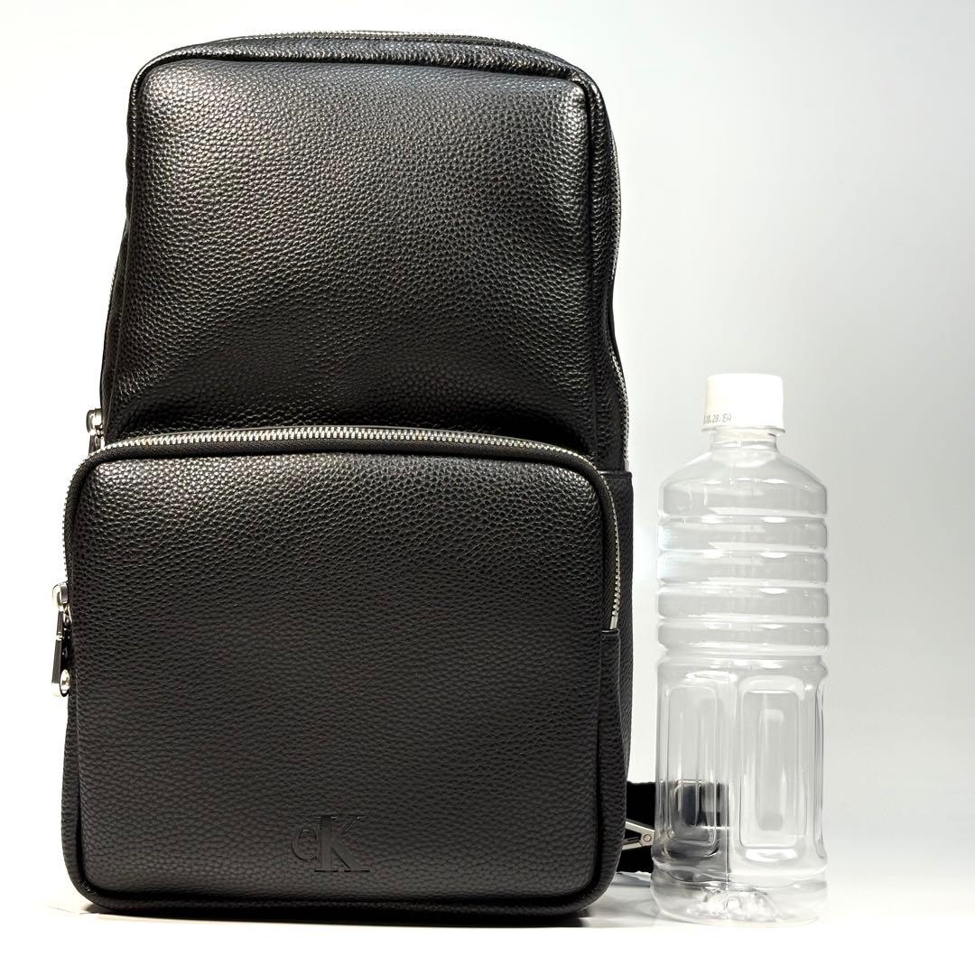 【新品未使用】カルバンクライン ボディバッグ ワンショルダーバッグ ブラック