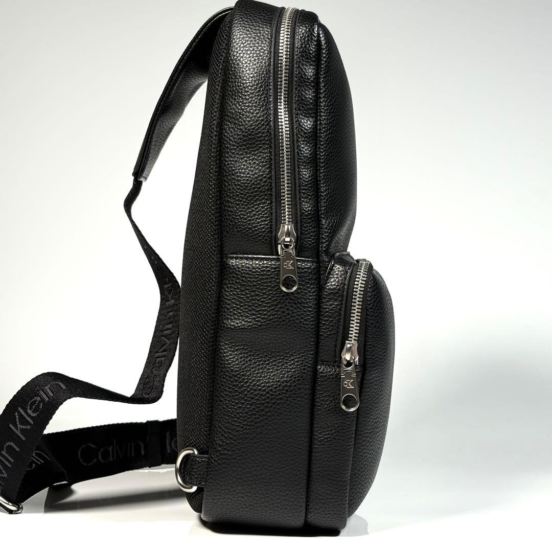 【新品未使用】カルバンクライン ボディバッグ ワンショルダーバッグ ブラック