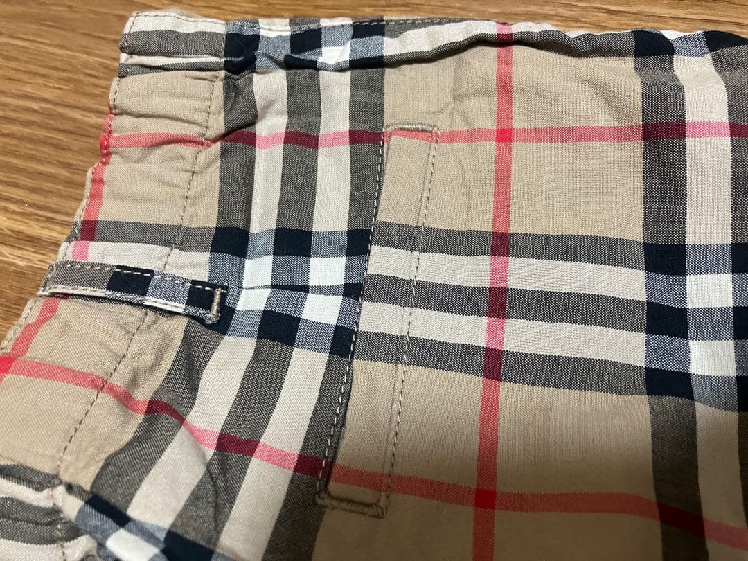 新品未使用バーバリー　チェックパンツ
