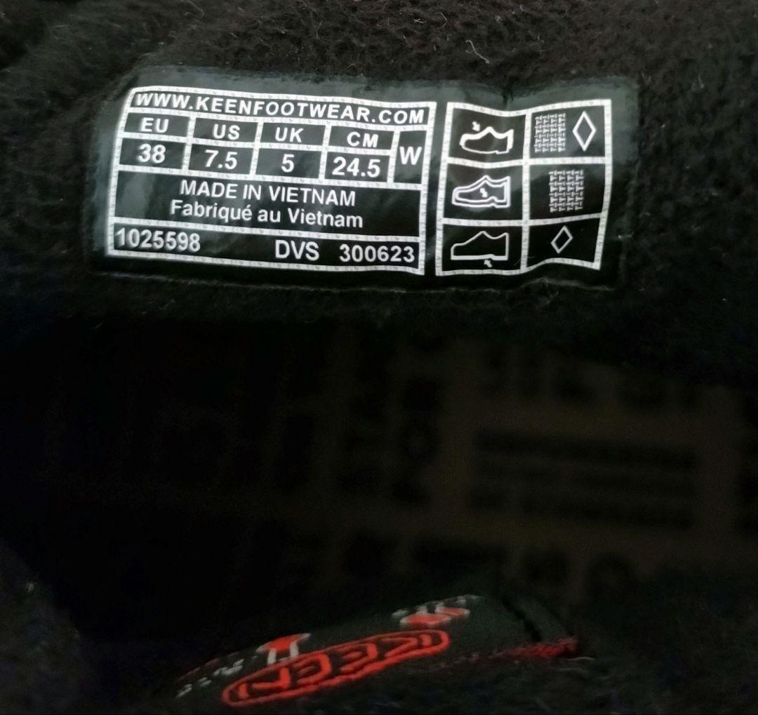 【美品】KEEN ウィメンズ フッドロメオ ミニブーツ ブラック