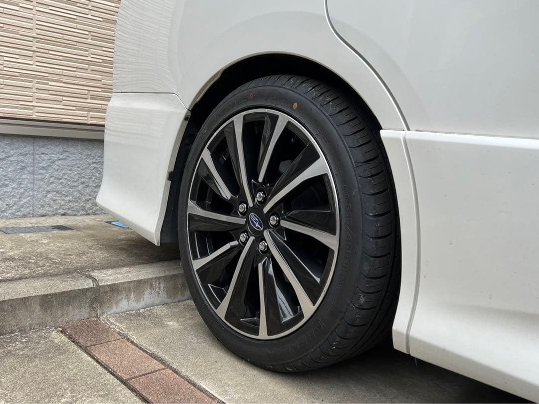 スバル　レヴォーグ STI VN5 純正アルミ　ホイール　18インチ　ヴォクシー