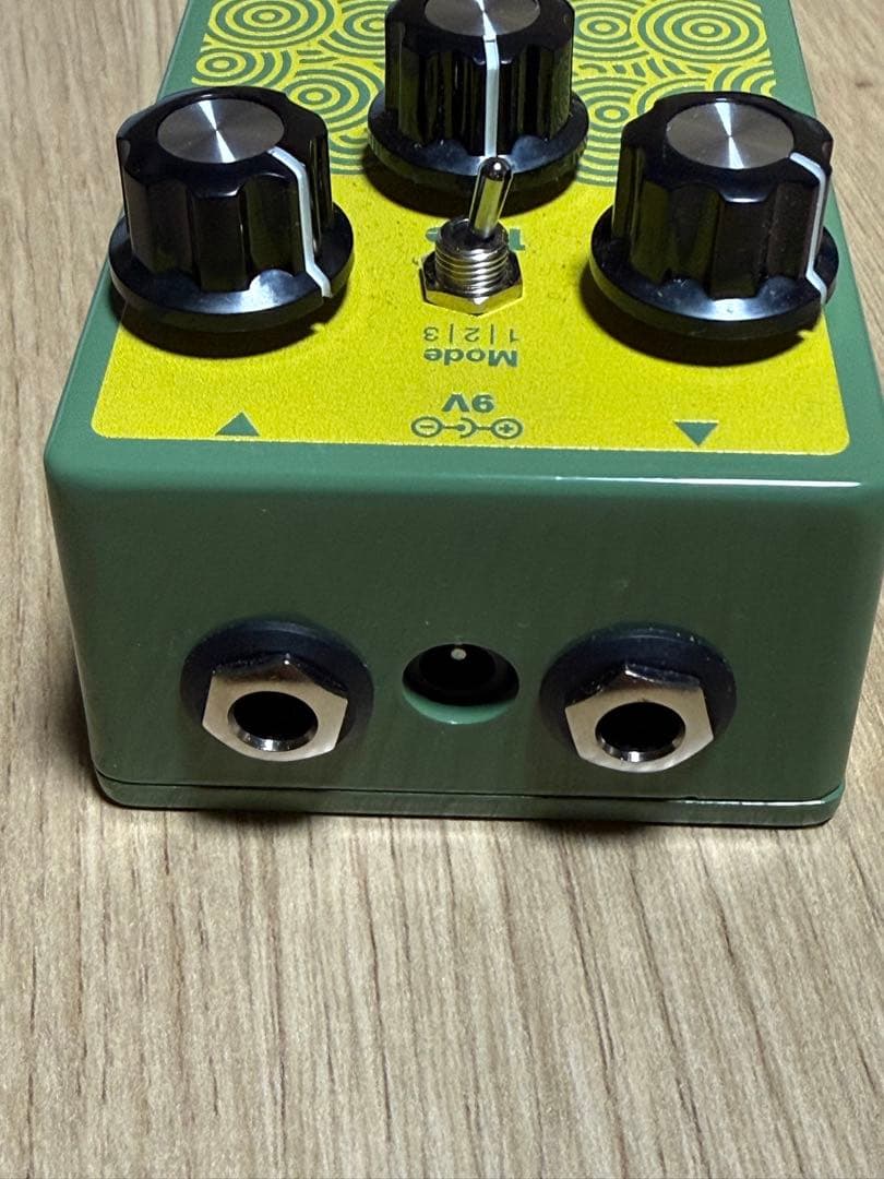 ギター EarthQuakerDevices Plumes