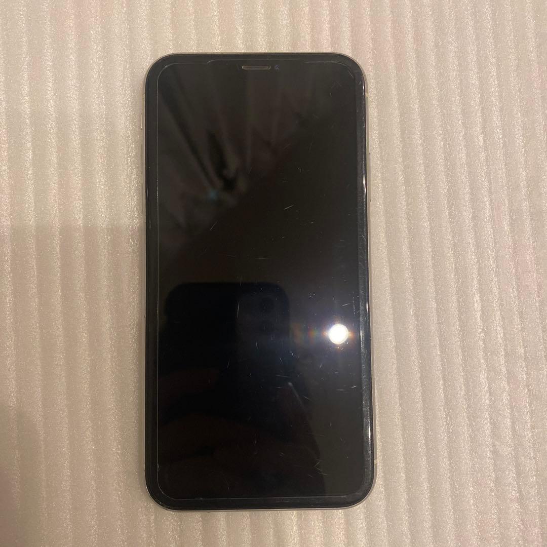 iPhoneXR 64GB ホワイト 背面ヒビ