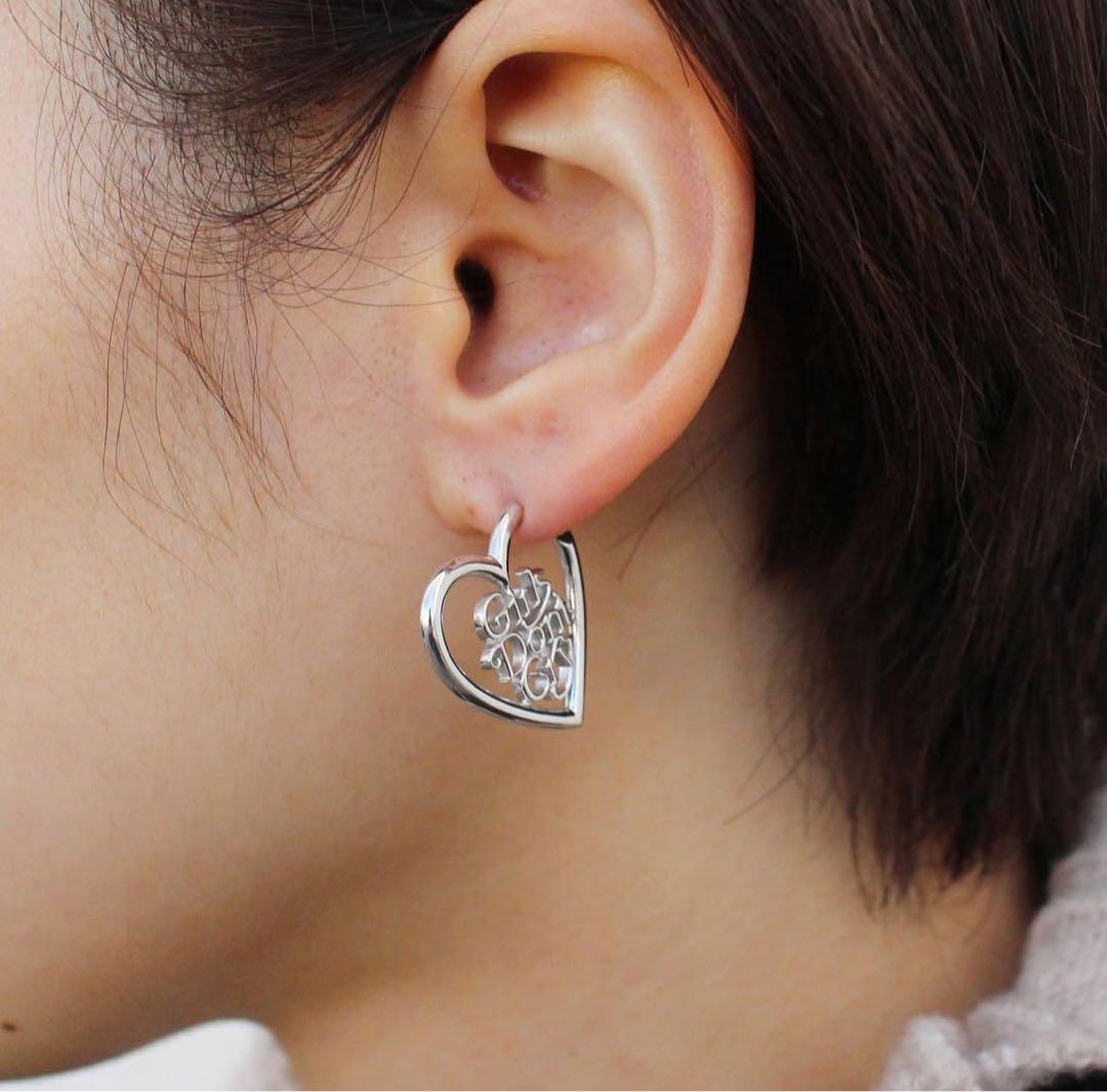 【明日削除・値下げ】CAREERING×Girls don’t cry片耳ピアス