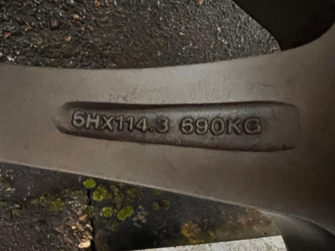 CST ゼロワンハイパー 9.5J+23 18インチ 2本 美品