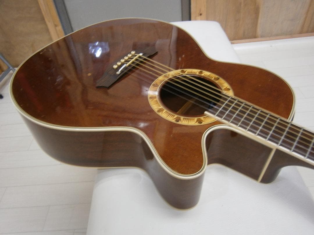 最終値下げ・タカミネ＜PT-508＞日本製・トップ単板・ＰＵ不良