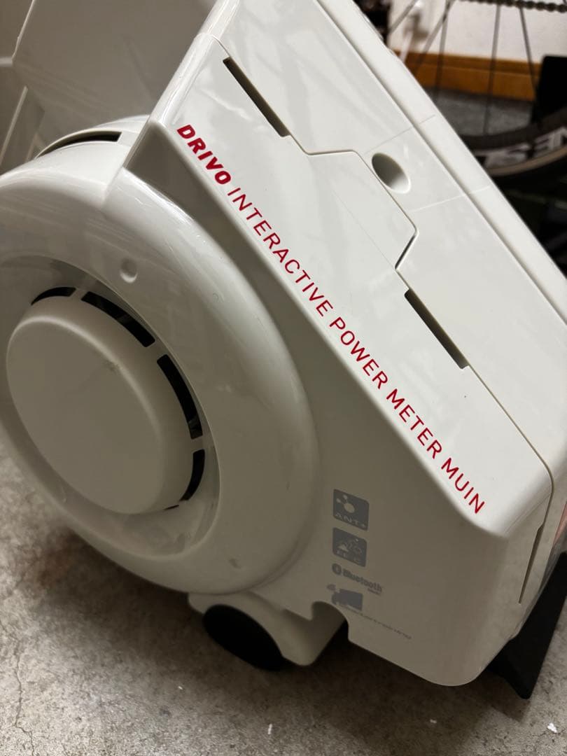 ELITE DRIVO スマートトレーナー　ZWIFT対応