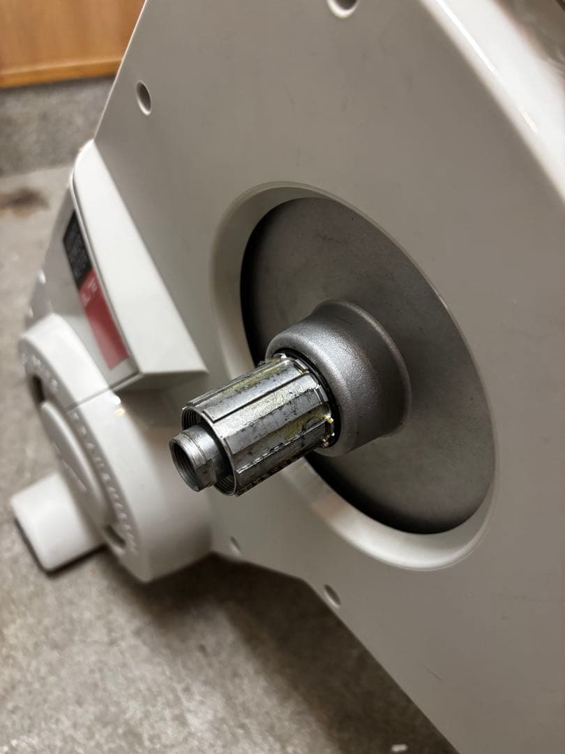 ELITE DRIVO スマートトレーナー　ZWIFT対応