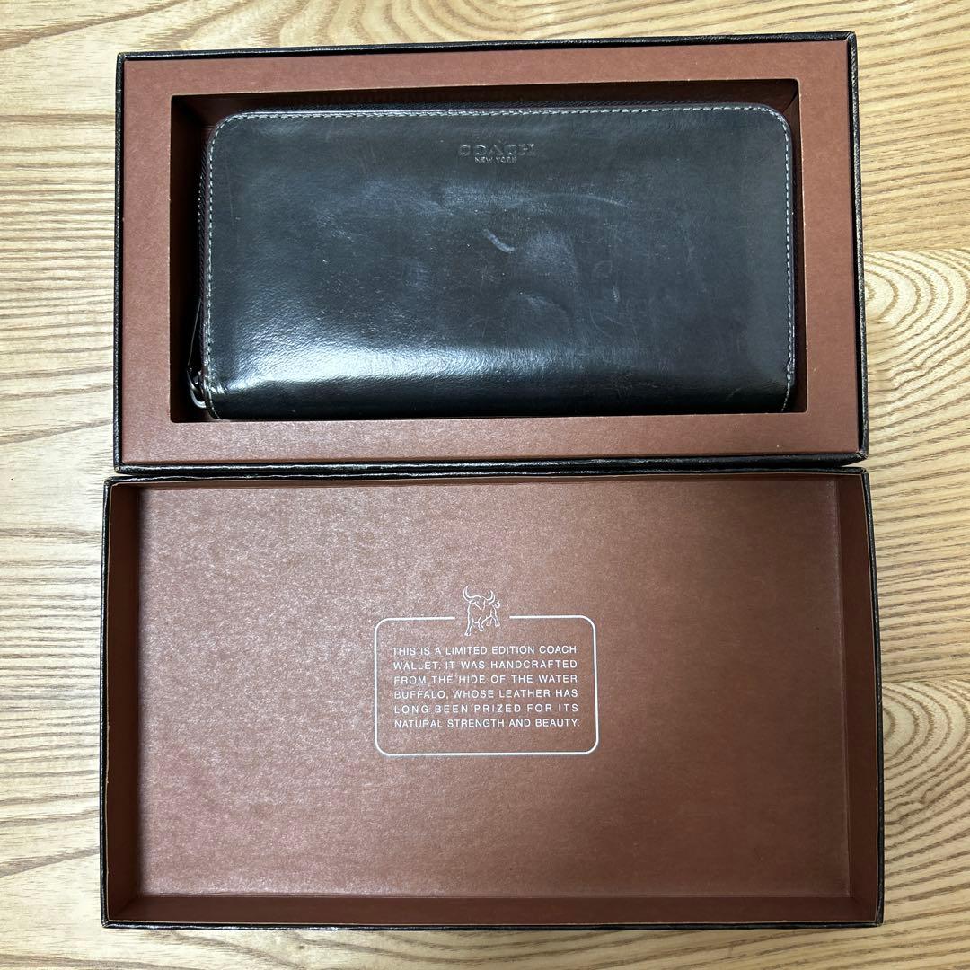 コーチ　ウォーターバッファロー　ラウンドジップロングウォレット