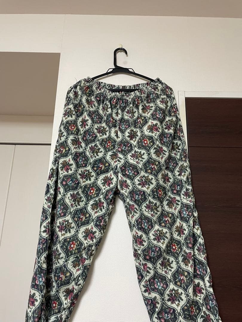 ミー。ゴートゥーハリウッド ノマドコーデュロイパンツ　02 160 新品