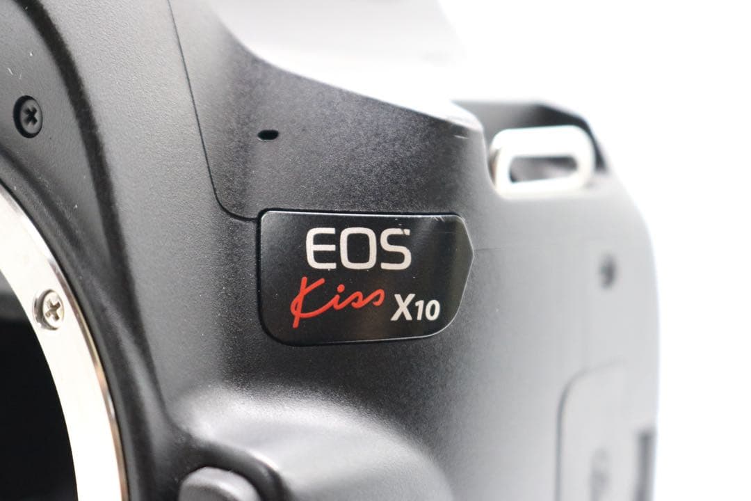 超美品 【Canon EOS Kiss X10 トリプルレンズセット】 保証あり