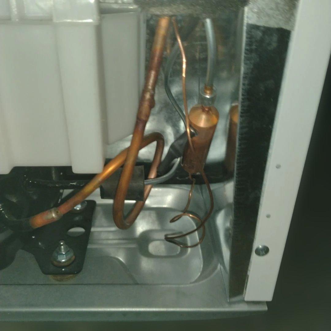 SHARP 冷凍庫 ホワイト