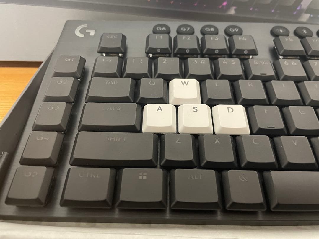 Logitech G915 X LIGHTSPEED 日本語配列 テンキー 茶軸