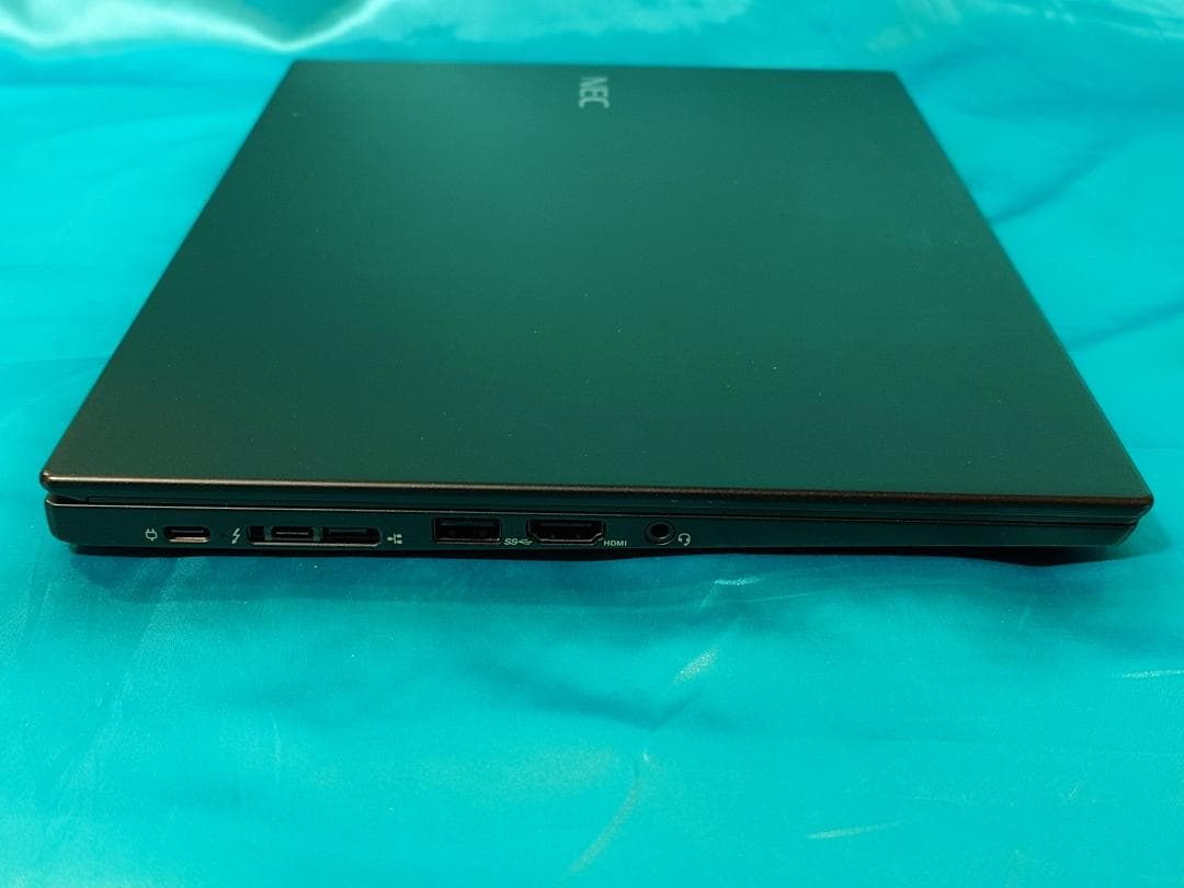 【美品】VersaPro VB-6 8世代i5 13.3インチ 256G/8G