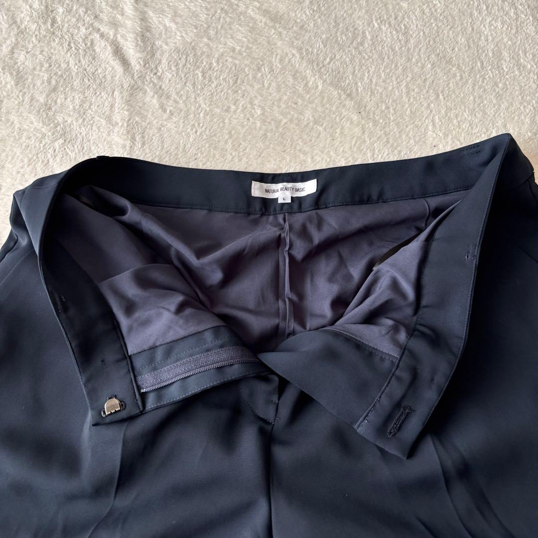 ナチュラルビューティーベーシック ノーカラー パンツスーツ ネイビー L 紺