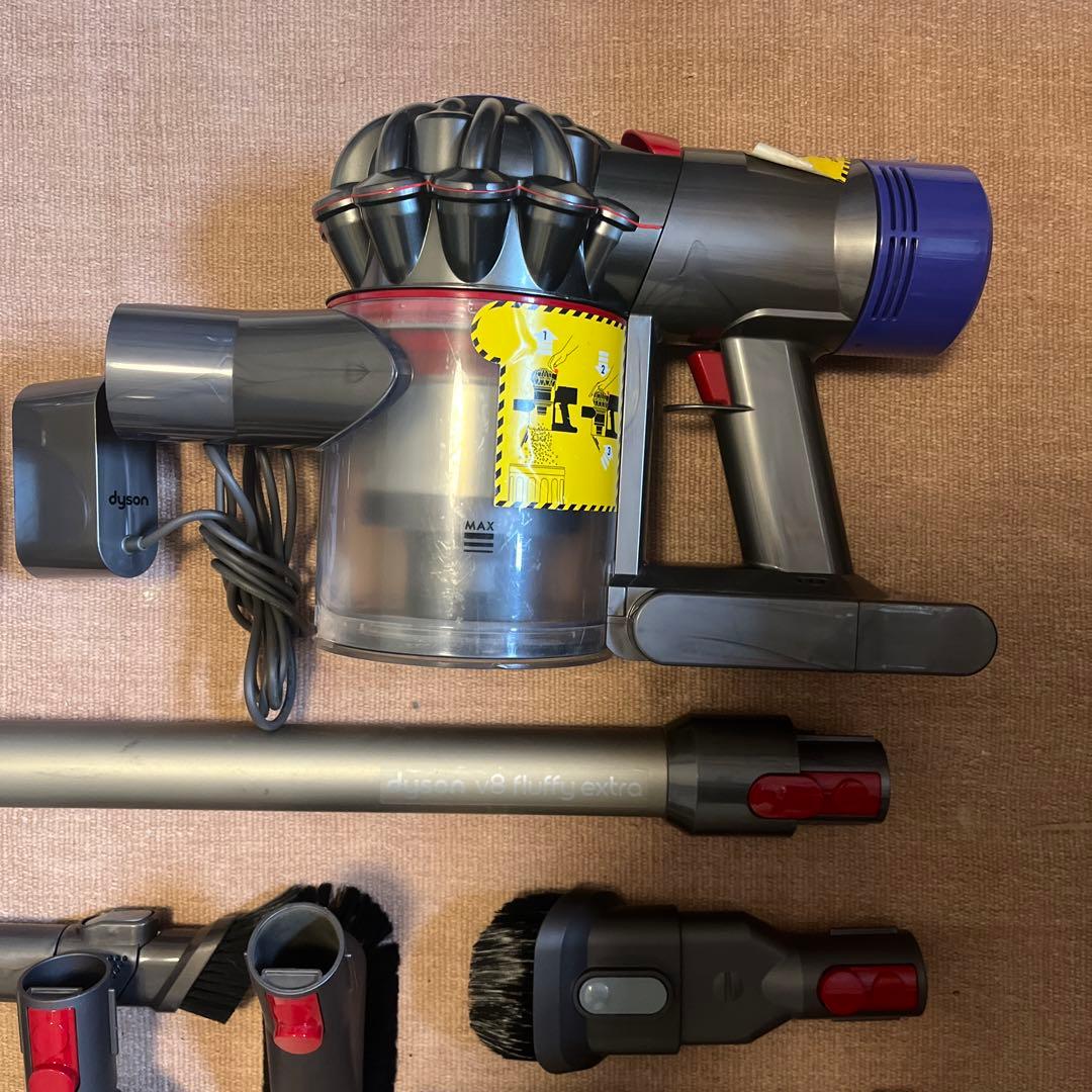 ⑤すぐ使える！動作品！dysonダイソンコードレスクリーナー純正SV10