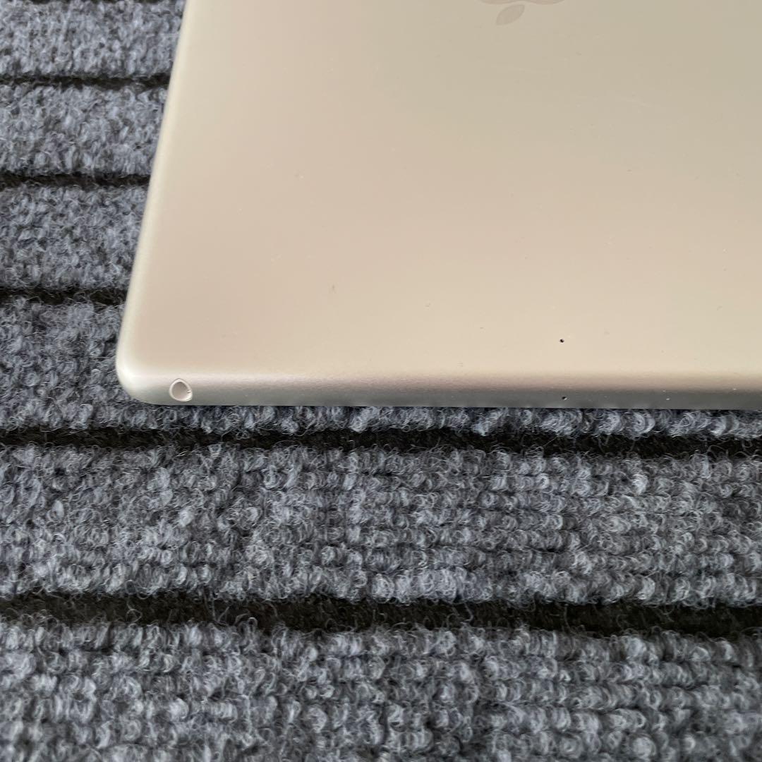 85 iPad 7世代 32GB Wi-Fi シルバー