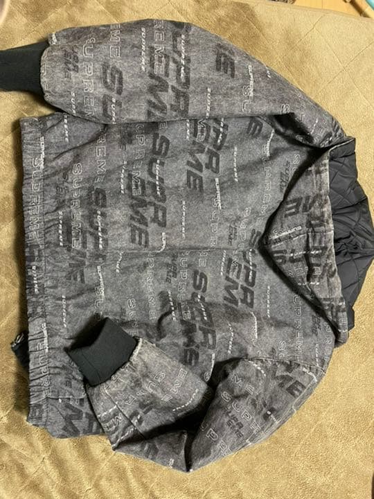 9　シュプリームジャケット