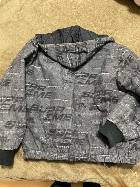 9　シュプリームジャケット