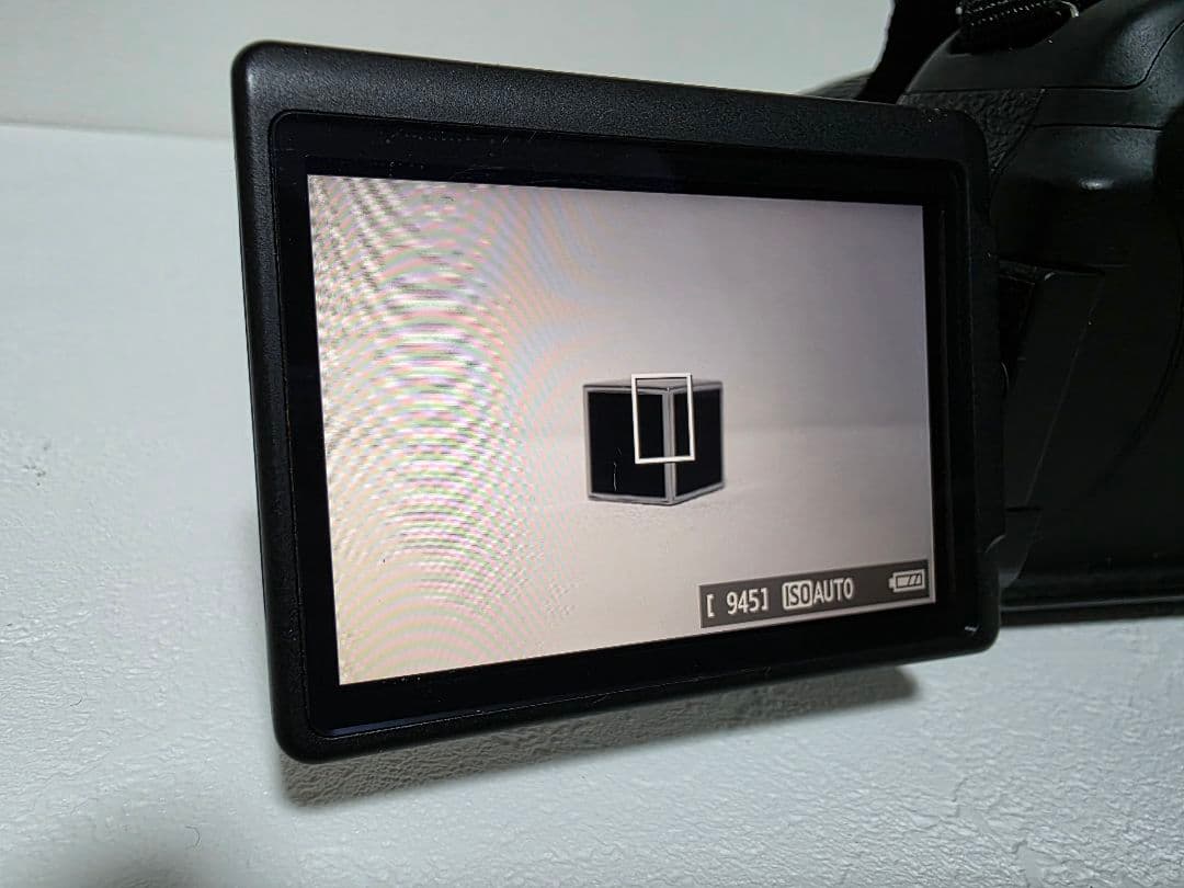 【送料込み】キャノン Canon EOS Kiss X5 デジタル一眼レフカメラ