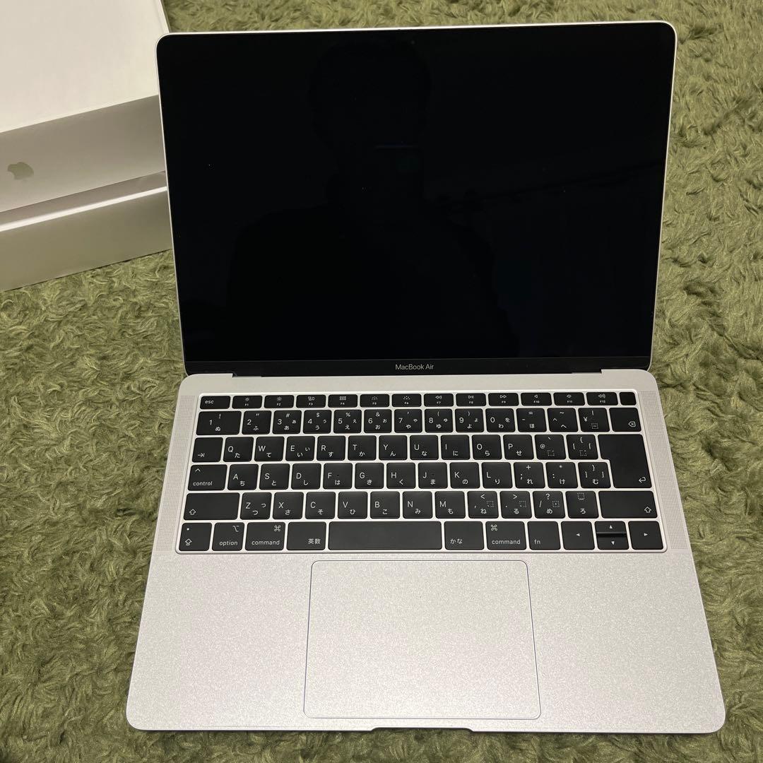 Apple MacBook Air 13インチ 256GB シルバー