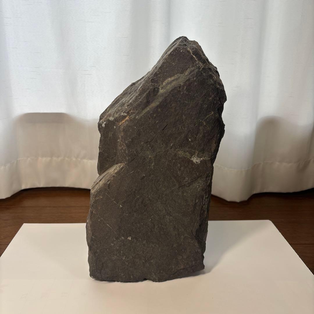 梅花石　高さ33センチ　鑑賞石　門司