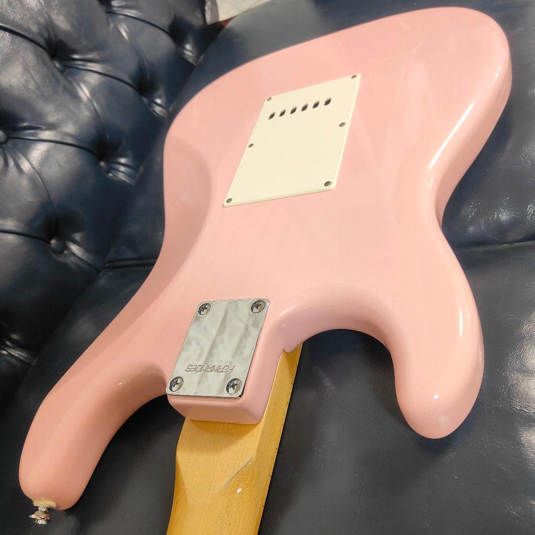 ​【良品】Fernandes LE-1Z ストラトキャスター ピンク レアカラー