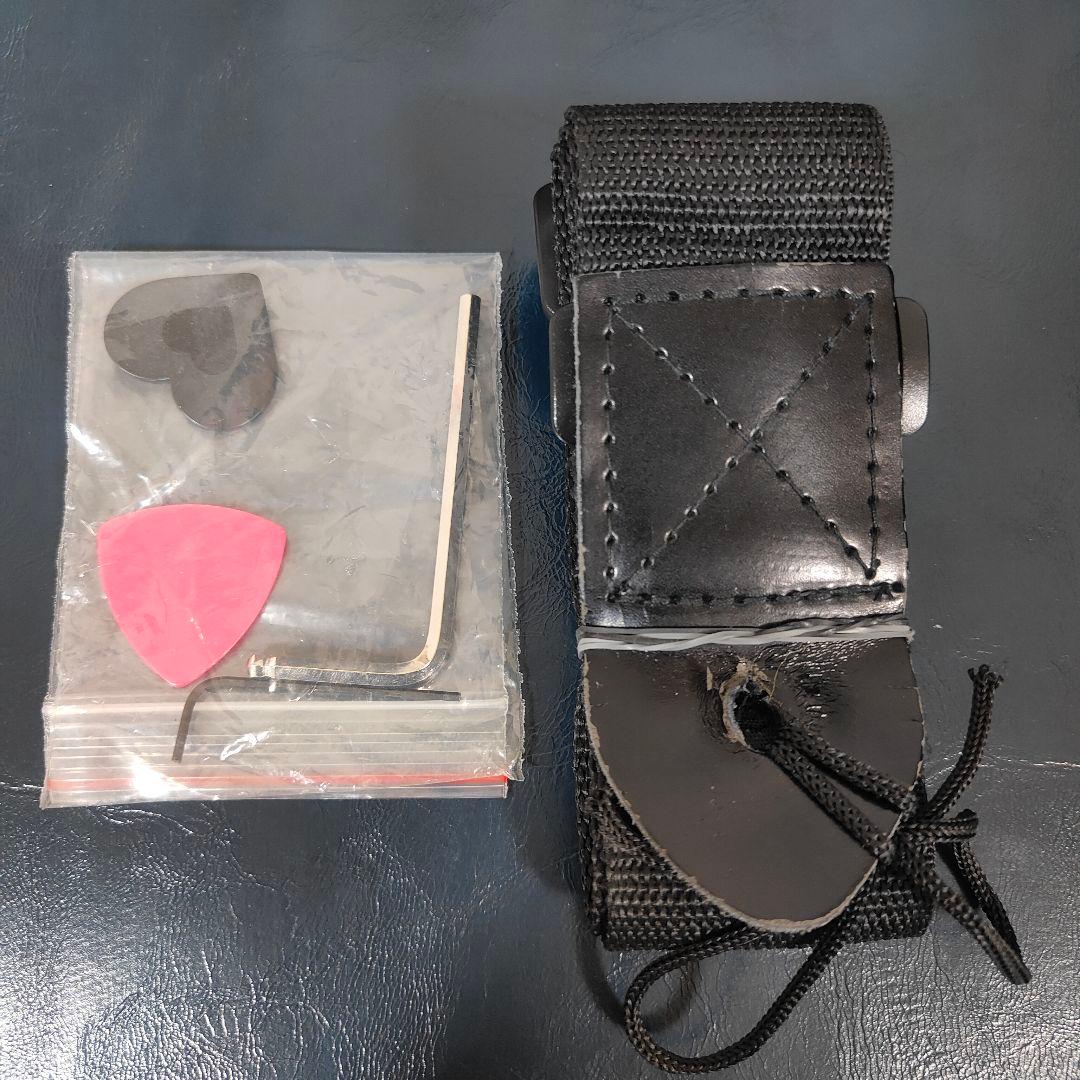 ​【良品】Fernandes LE-1Z ストラトキャスター ピンク レアカラー