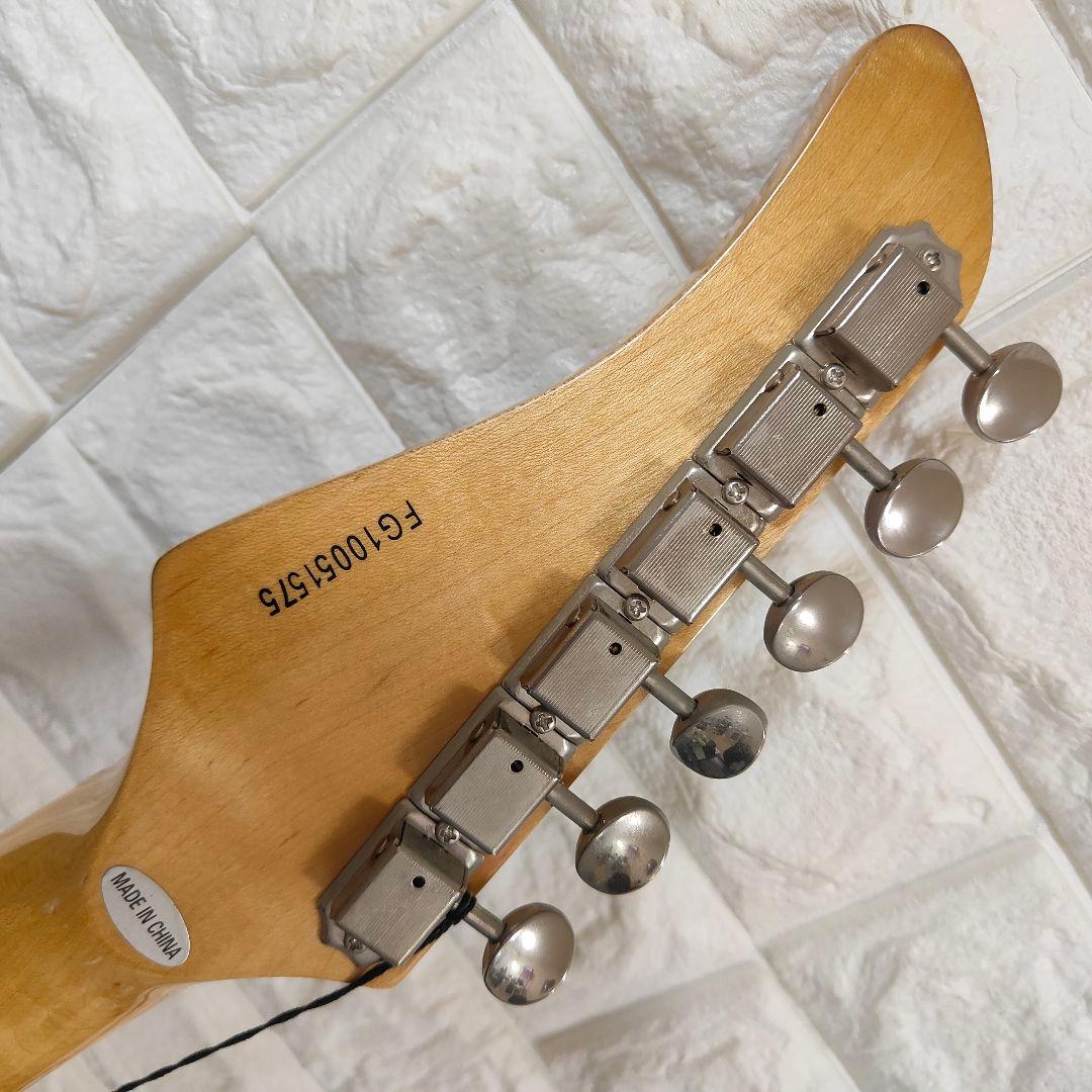 ​【良品】Fernandes LE-1Z ストラトキャスター ピンク レアカラー