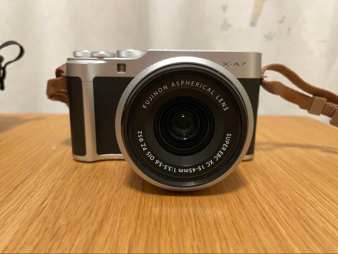 富士フイルムX-A7と単焦点レンズ7artisans 25mmセット