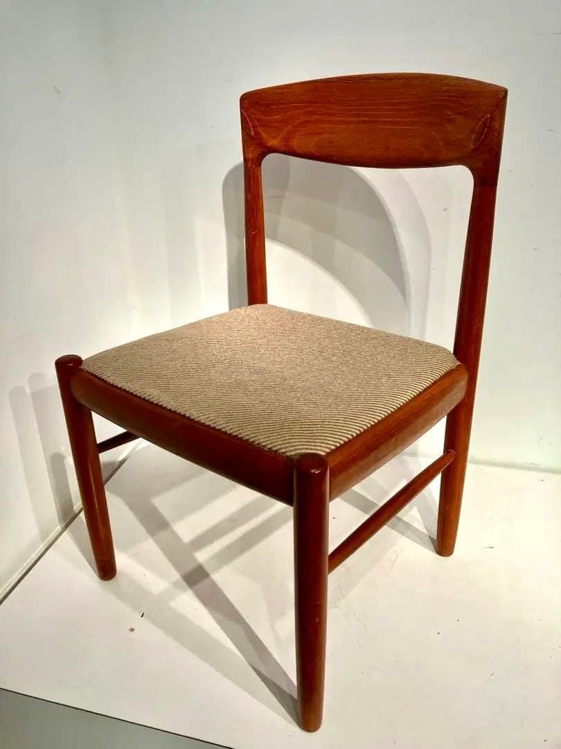 北欧、ヴィンテージチェア、少々難あり、アクタス、北欧デザイン、レトロ、デンマーク