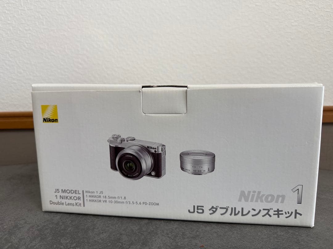 Nikon 1 J5 ダブルレンズキット＋望遠レンズ