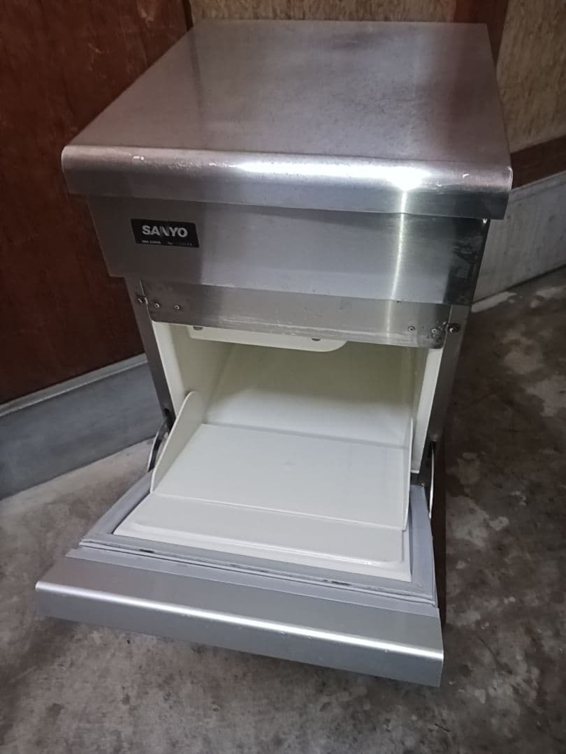 SANYO　業務用製氷機　SIM-S2500 　　ホシザキ　Panasonic