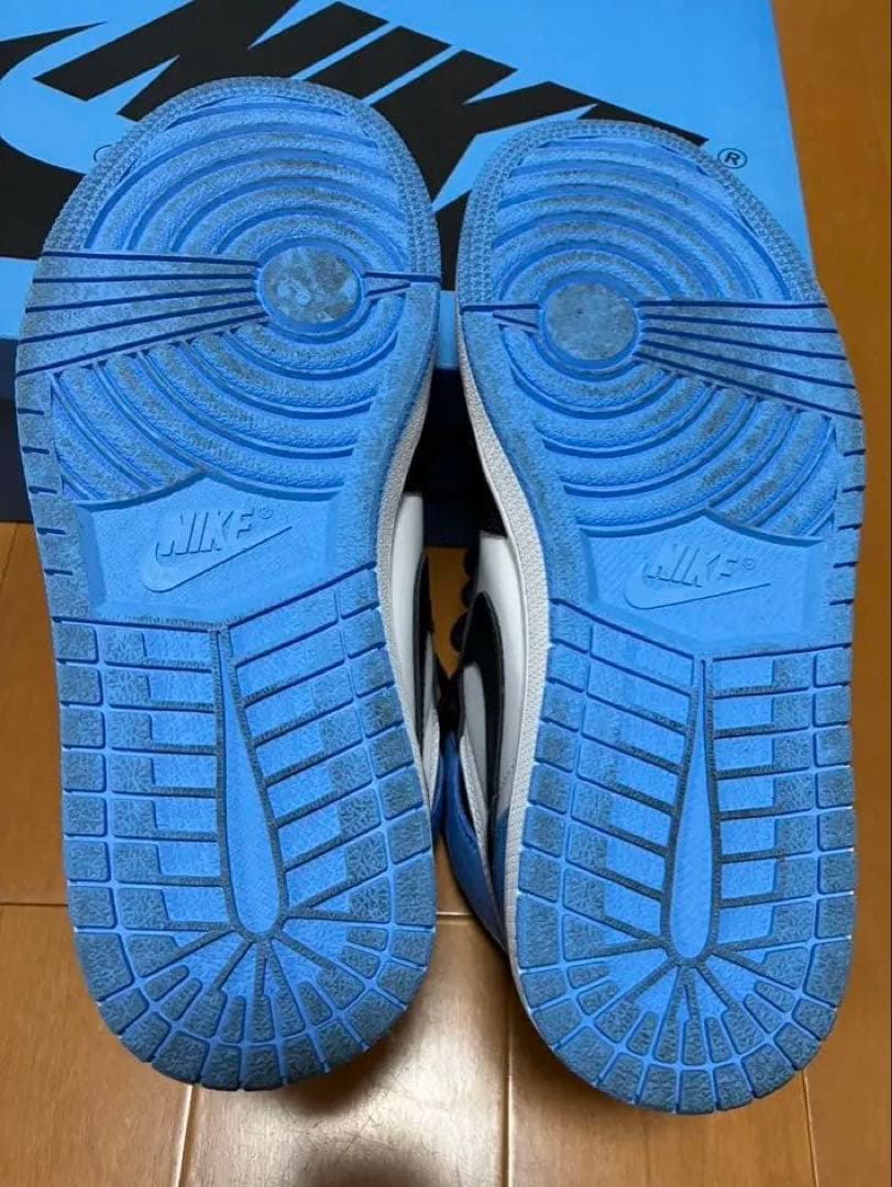 Air Jordan 1 ハイカット ブラック/ホワイト