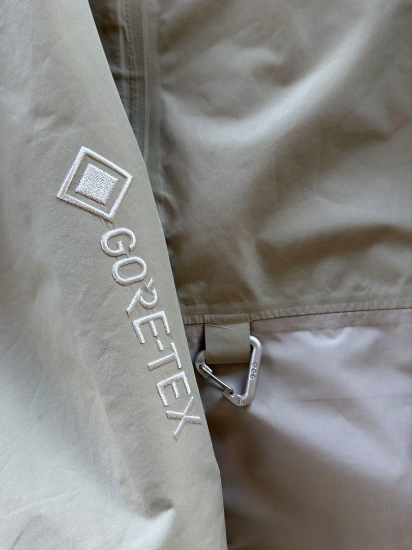 美品 Nike ACG ゴアテックス マウンテンパーカー stome fit