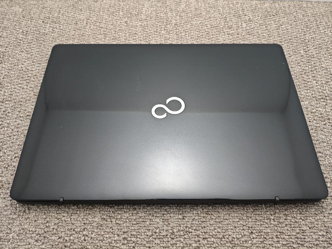 処分i7＆ONKYO＆Windows11✨高精細フルHD富士通ノートパソコン