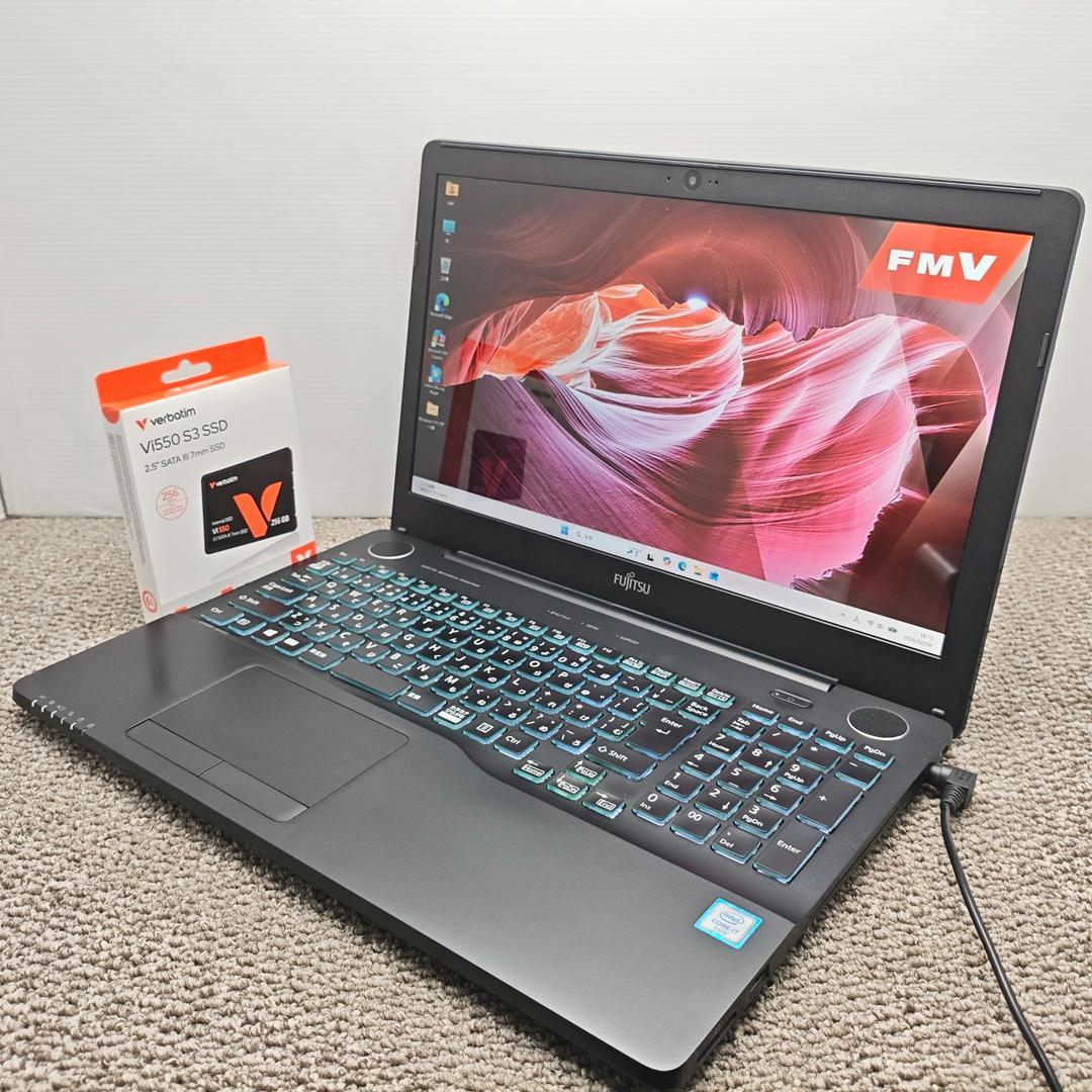 処分i7＆ONKYO＆Windows11✨高精細フルHD富士通ノートパソコン