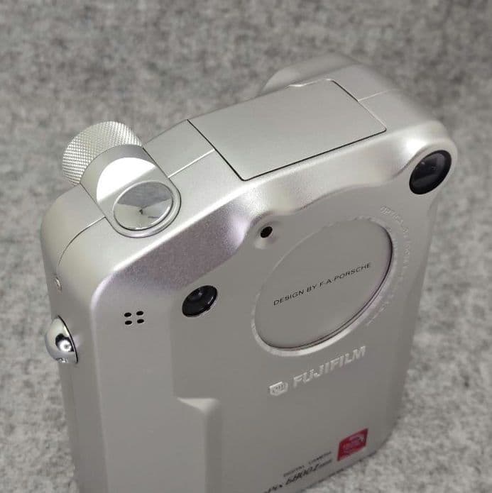 富士フイルム FinePix 6800Z 　希少モデル