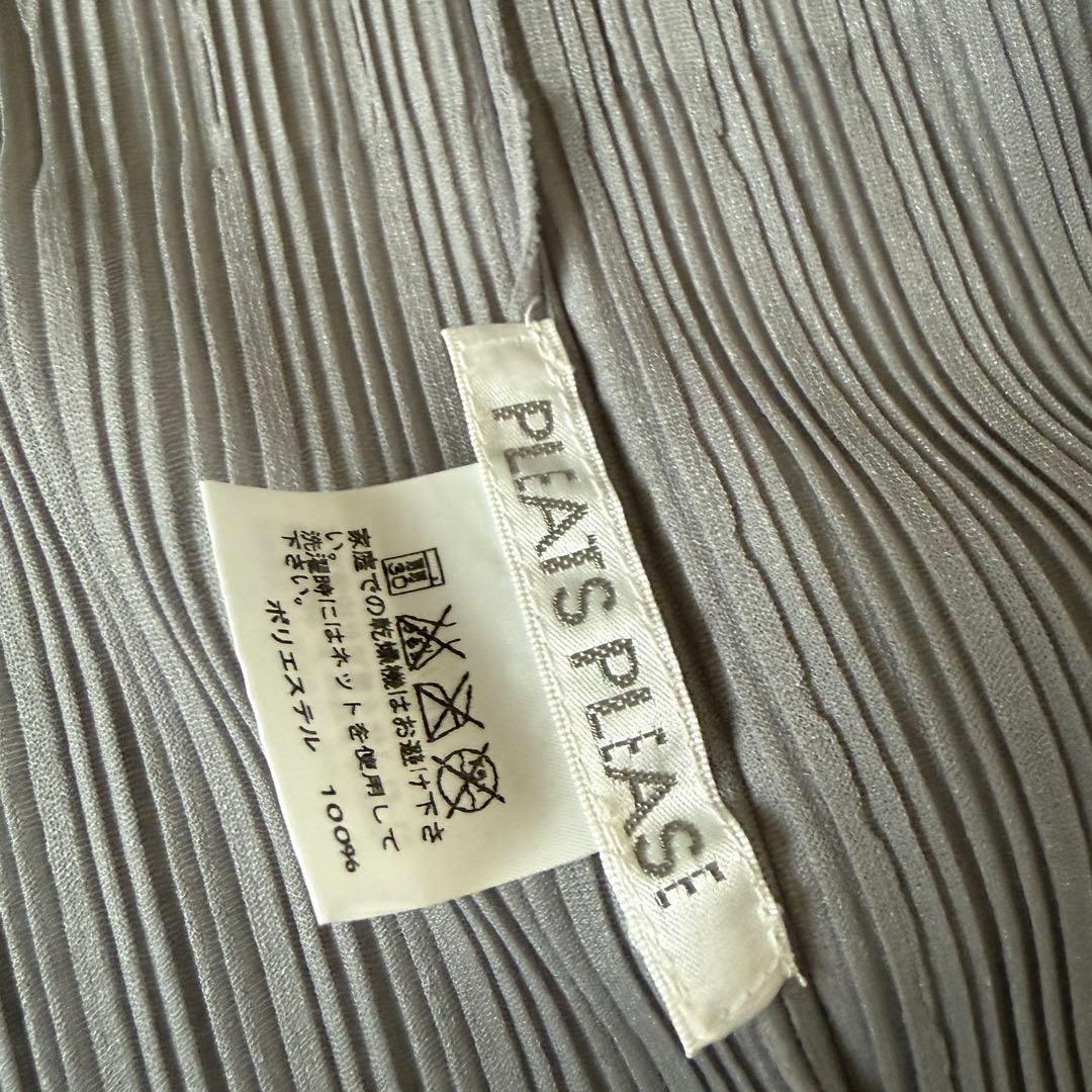 プリーツプリーズ イッセイミヤケ　長袖　ロングカーディガン　グレー　サイズ3