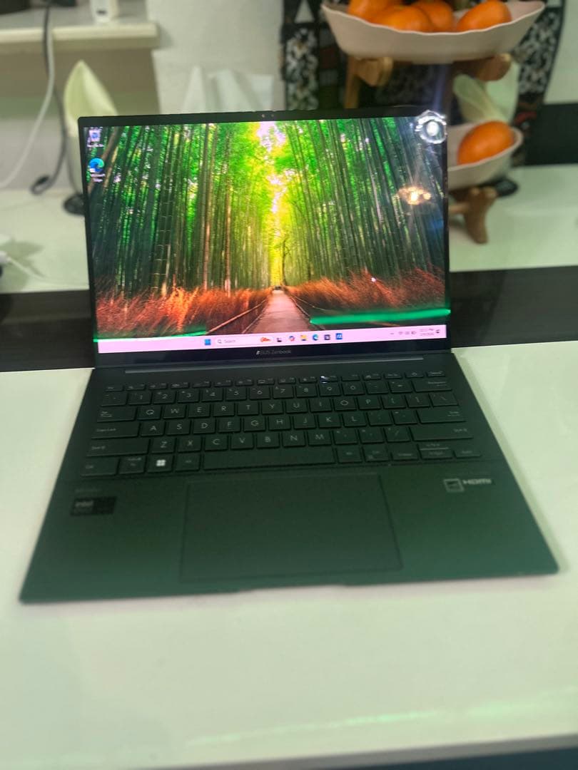 ASUS ノートPC Q425M Intel Core 7 1 TB