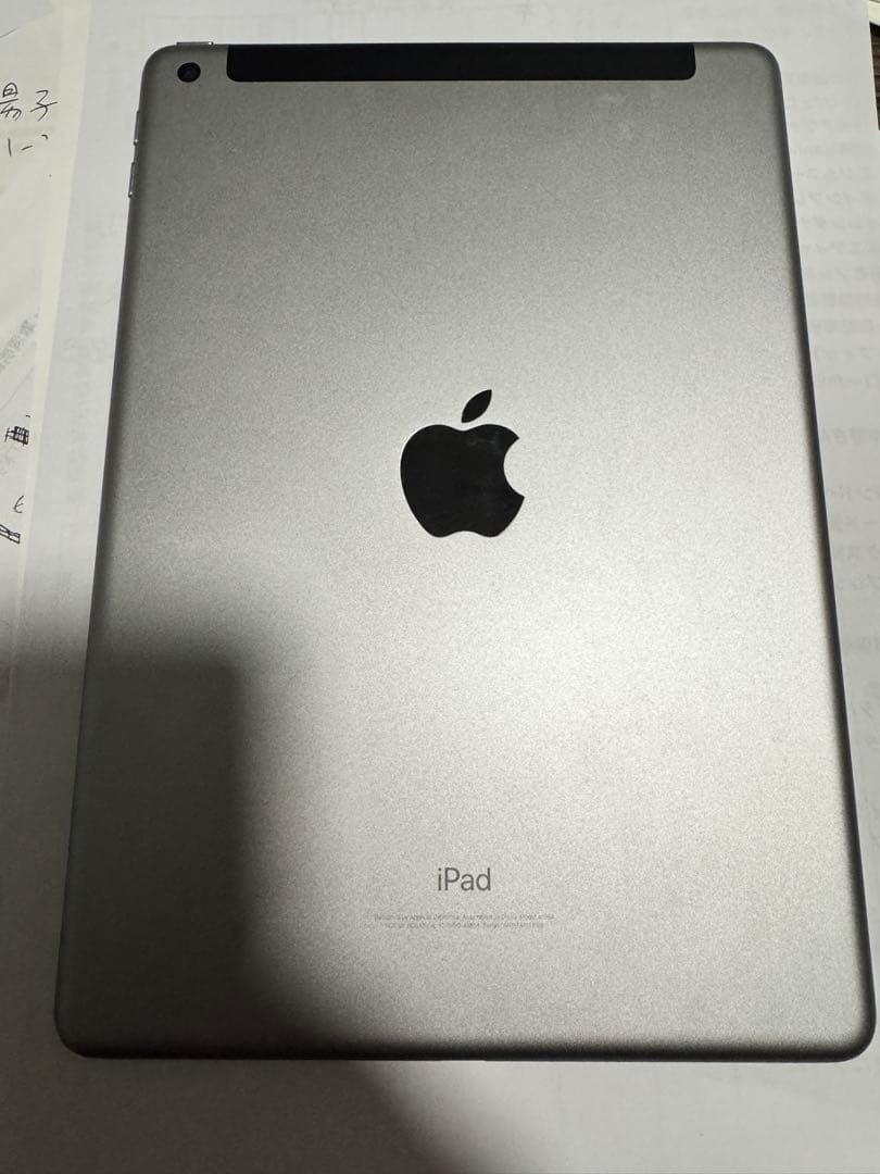 Apple iPad 第6世代 32GB SIMフリー