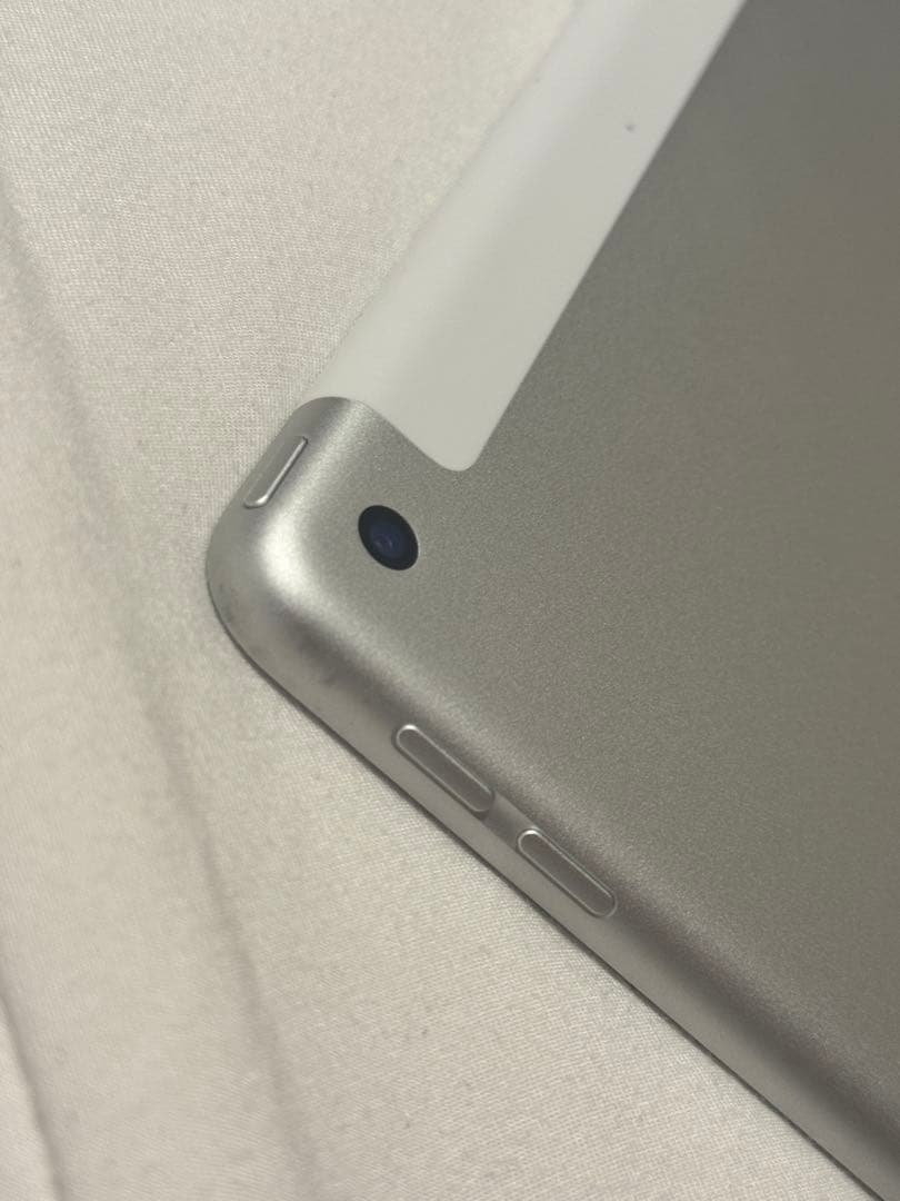 iPad 第9世代 10.2インチ 64GB WiFi + Cellular