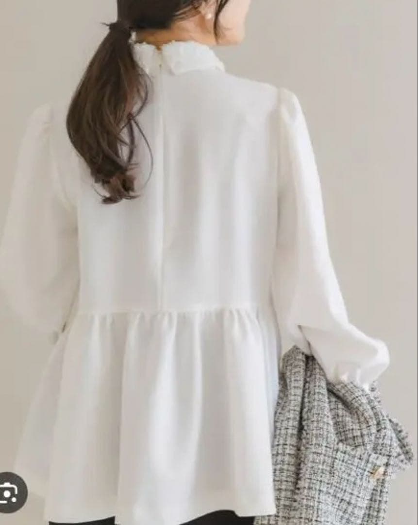 大人気完売！タグ付き！F by ROSSO　レースカラーペプラムブラウス