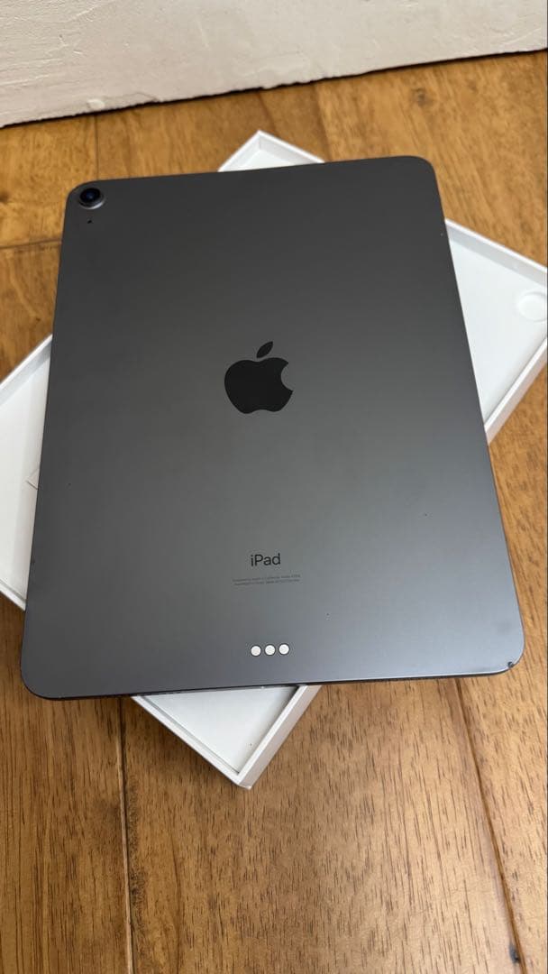 Apple iPad Air (第4世代) 64GB グレー 側面傷あり