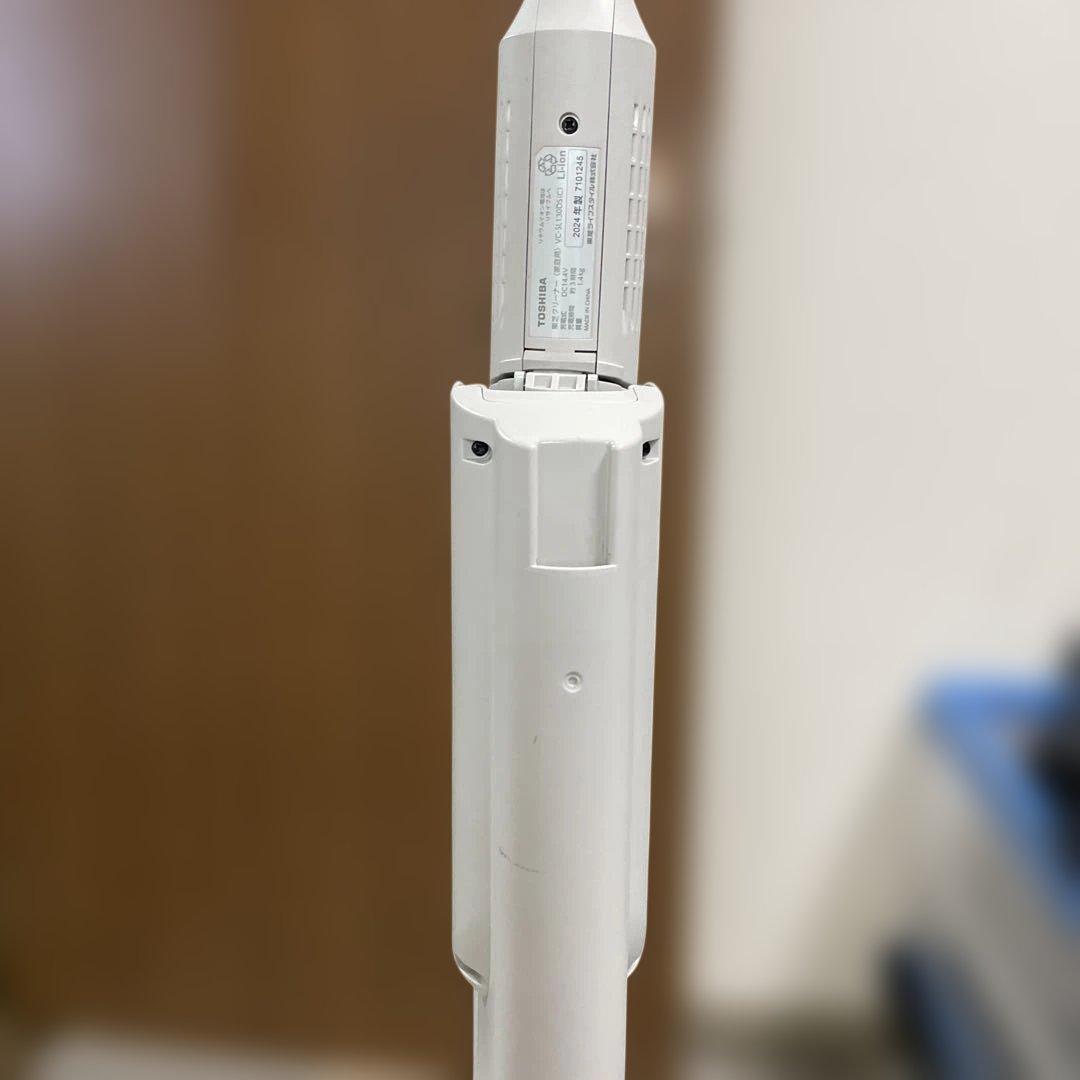 2024年製 東芝 コードレス掃除機 VC-SL130DS 紙パック式