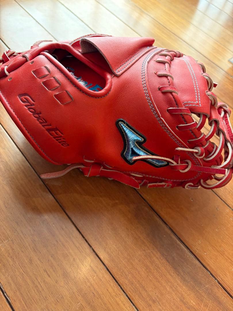 Mizuno Global Elite 硬式 キャッチャーミット　レッド