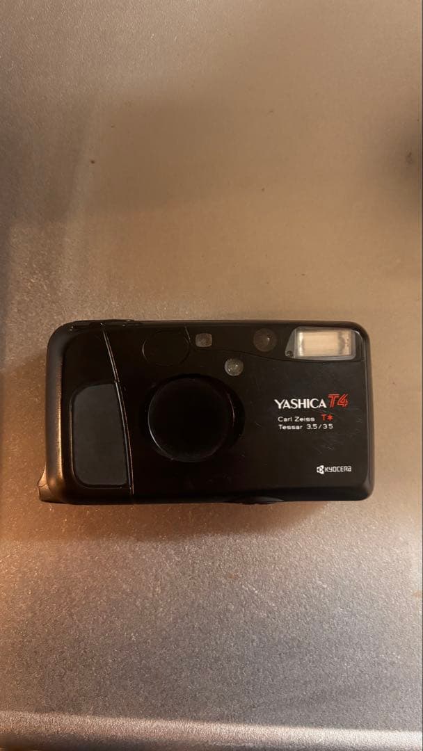 カメラyashica T4