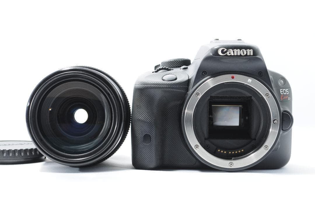 家族を綺麗に残せる❗️Canon Kiss X7✨️小型・軽量で届いてすぐ使える