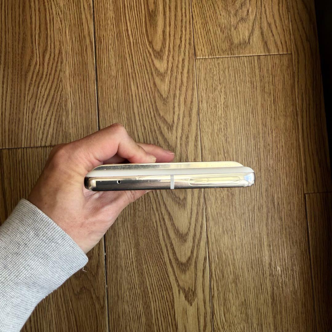 Pixel 7 Pro ホワイト 6.7インチ 液晶漏れ